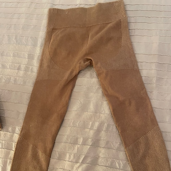 Athletic Set - Picture 8 of 8